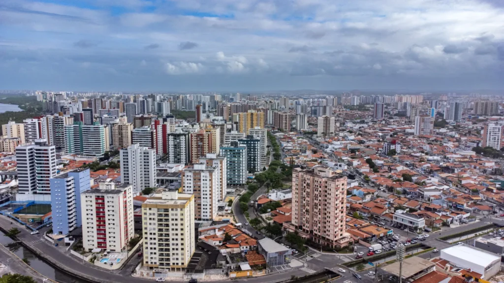 Previsão do tempo indica semana de sol entre nuvens e possibilidade de chuvas leves em Sergipe
