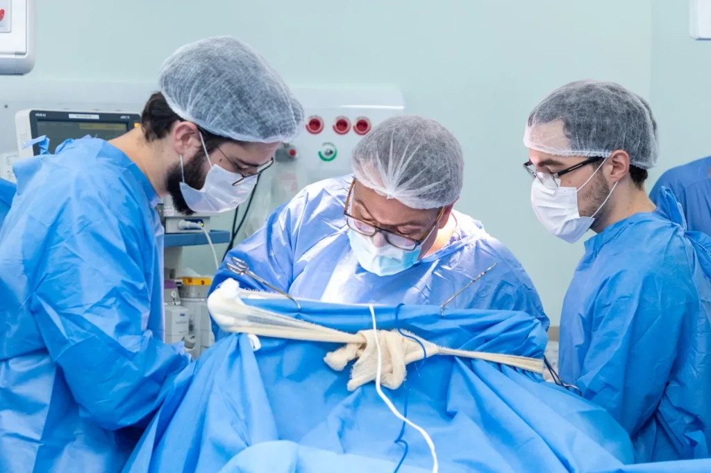 Pacientes do SUS são as primeiras a utilizar nova UTI pediátrica do Hospital de Cirurgia