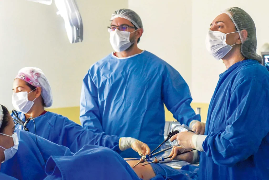 Opera Mulher comemora um ano e ultrapassa mais de 200 cirurgias de endometriose em Sergipe