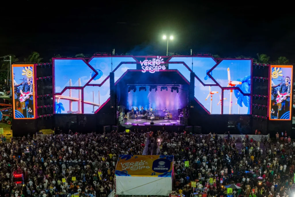 Verão Sergipe anima público na Barra dos Coqueiros em noite de grandes atrações locais e nacionais