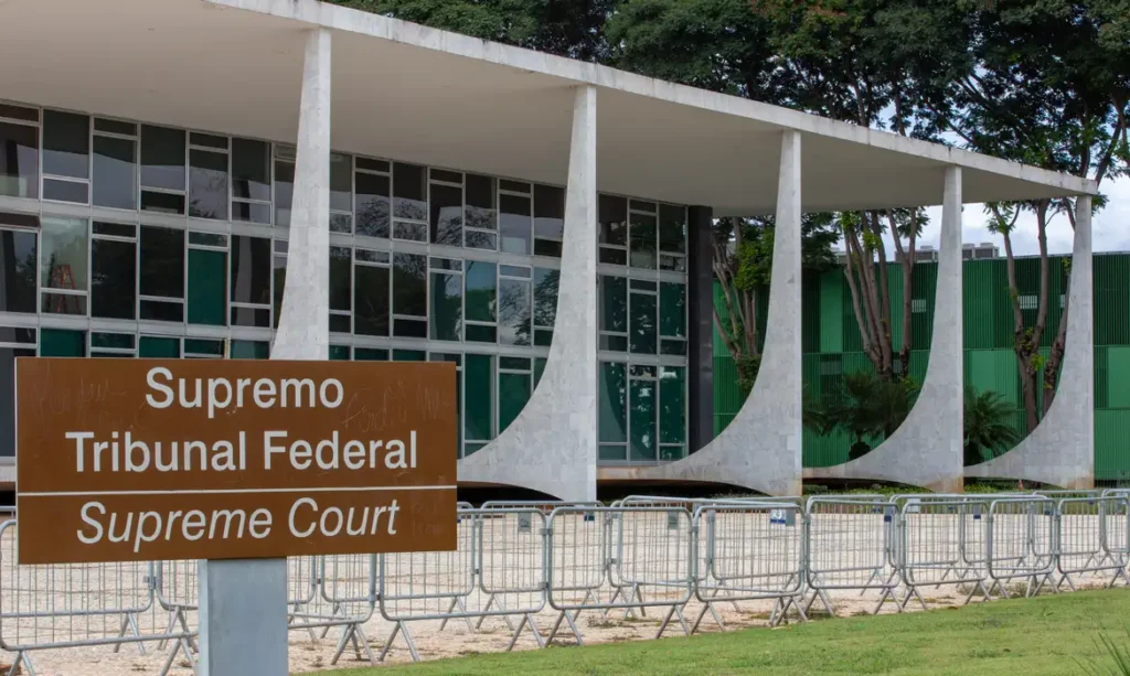Dino cita existência de “atacadistas de emendas” ao condenar deputados