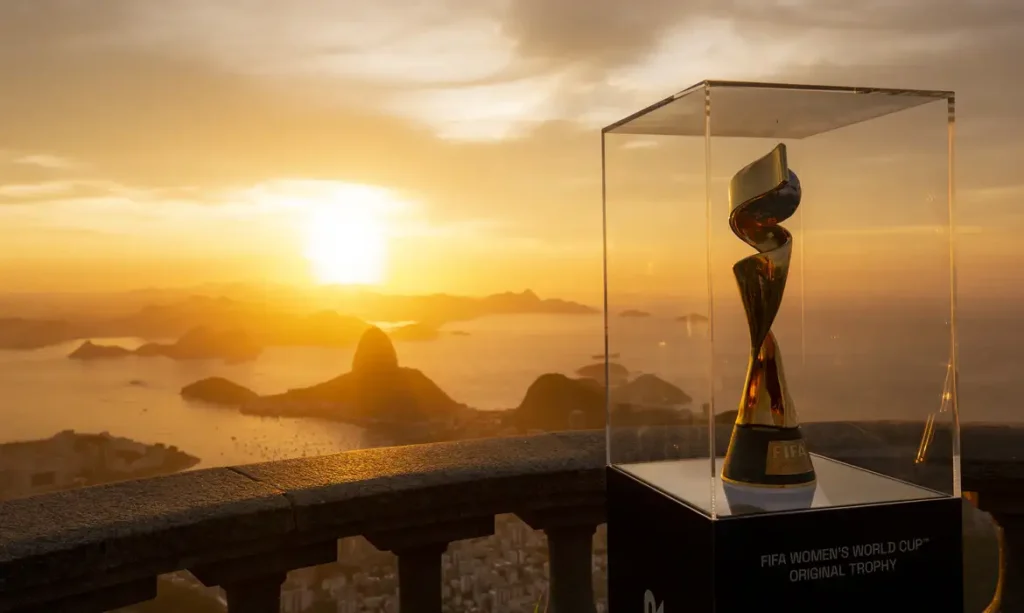 Fifa anuncia investimentos de R$ 4,2 bilhões na Copa Feminina de 2027