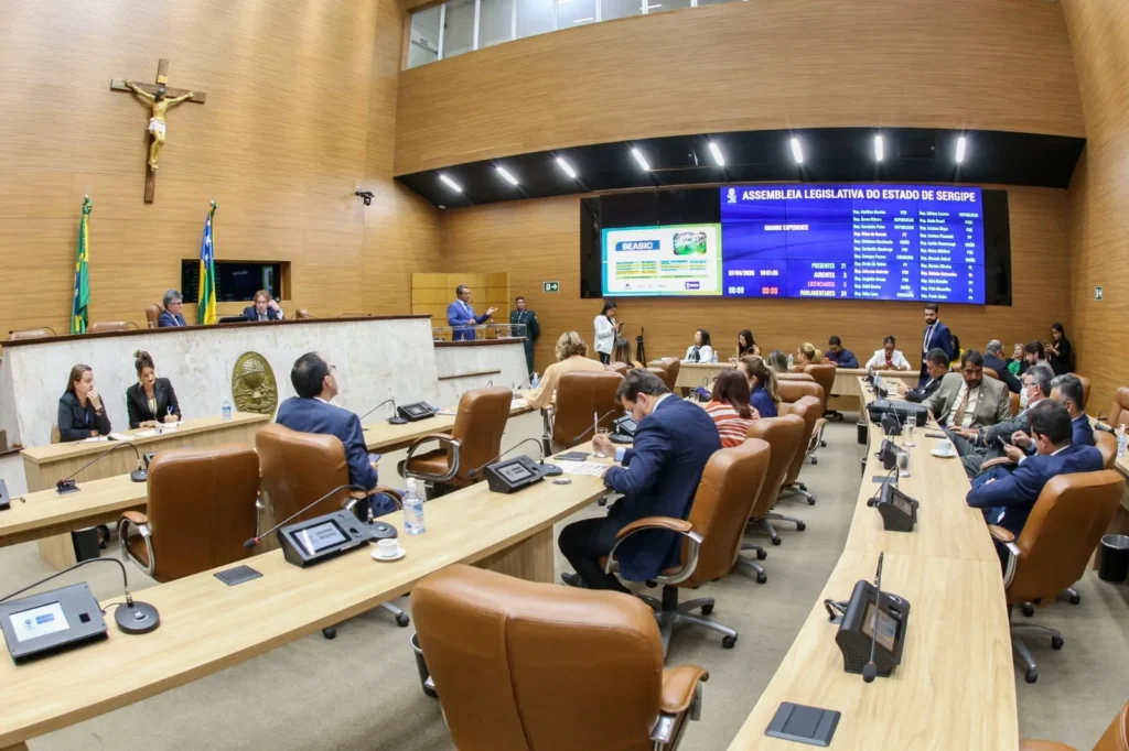 Sedurbi apresenta na Alese pacote bilionário de obras e reforça protagonismo do Governo do Estado na infraestrutura