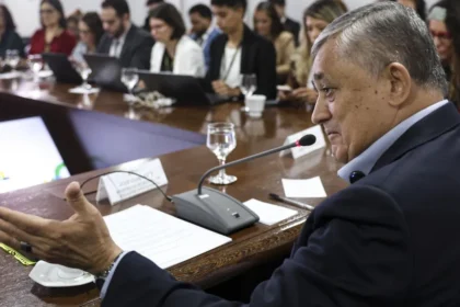 Governo rejeita desoneração para compensar redução de jornada