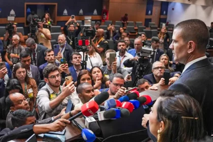 Presidente da Alerj pede ao STF para assumir governo interino do Rio