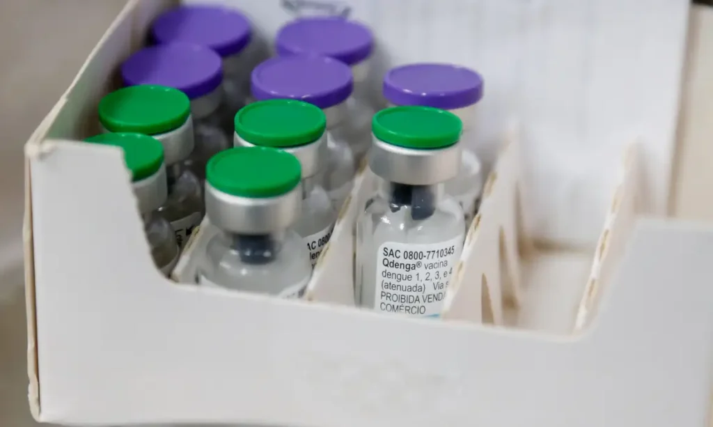 São Paulo amplia público-alvo da vacinação contra a dengue
