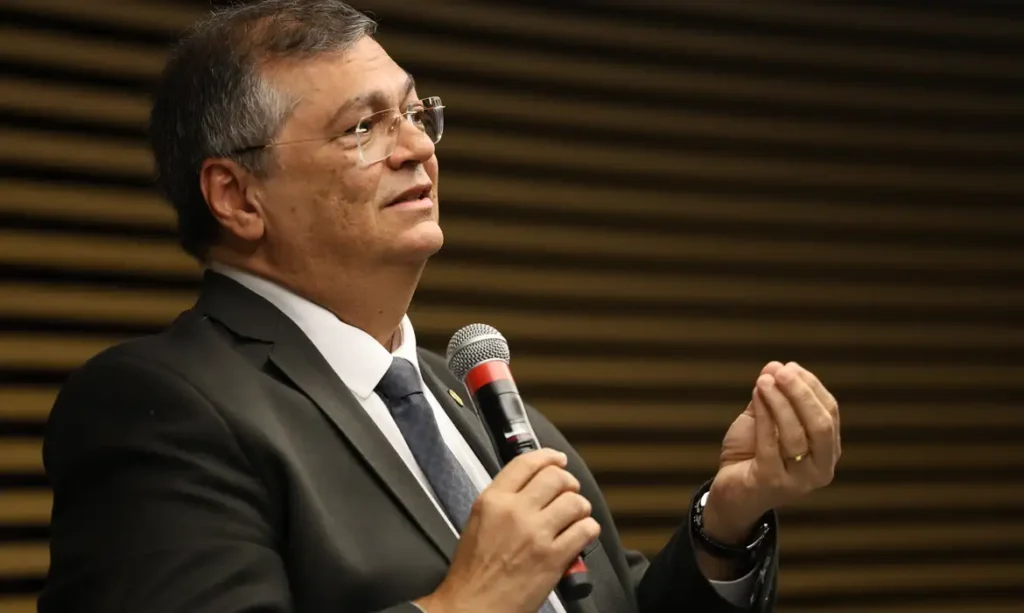 Dino determina plano emergencial de reestruturação da CVM