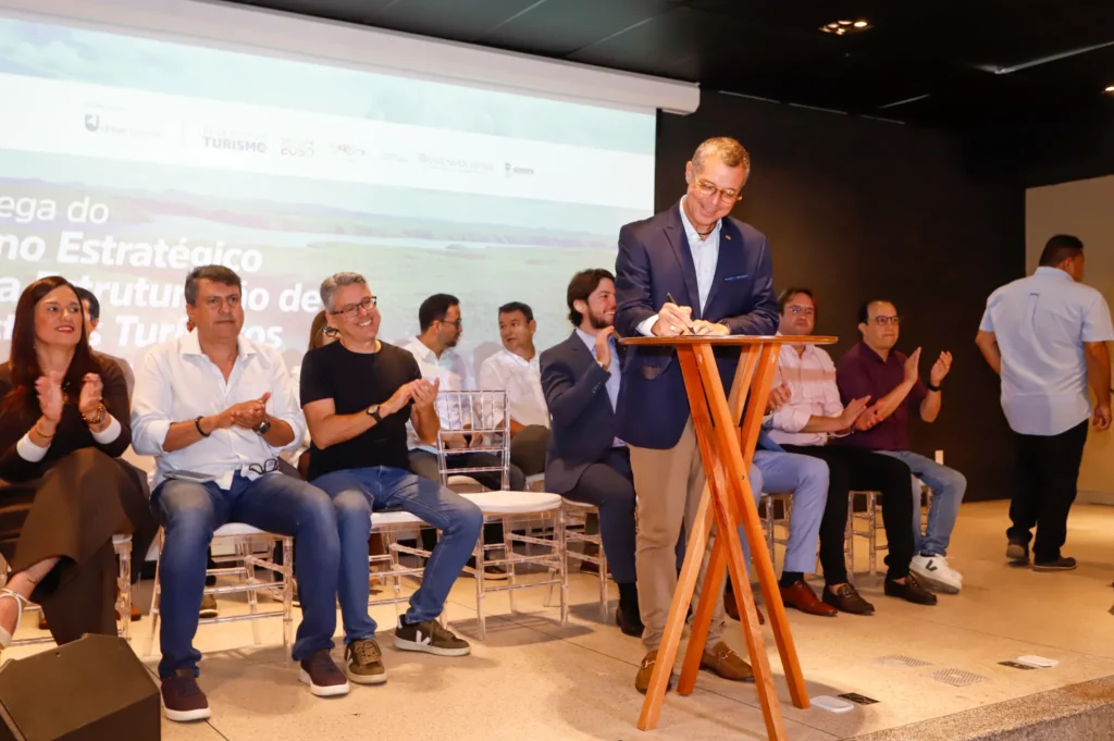 Governo cria política estadual de turismo para Sergipe