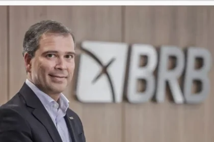 Mendonça autoriza transferência de ex-presidente do BRB para Papudinha